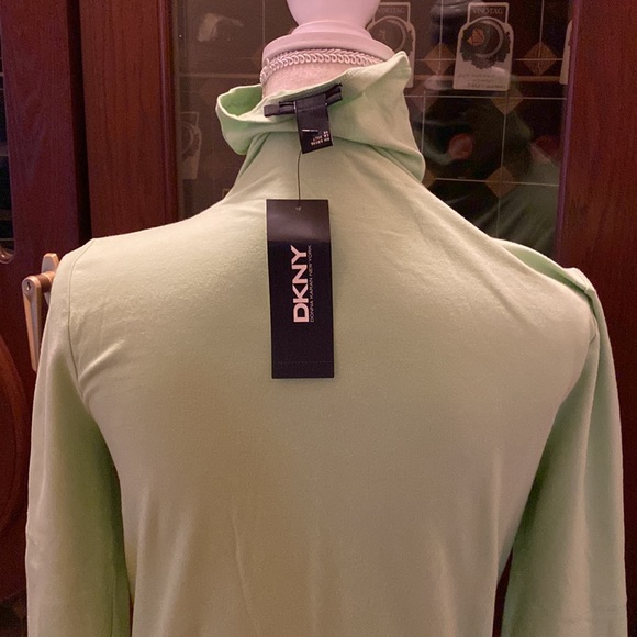 DKNY DonnaKaran Turtle Neck - Picture 4 of 8